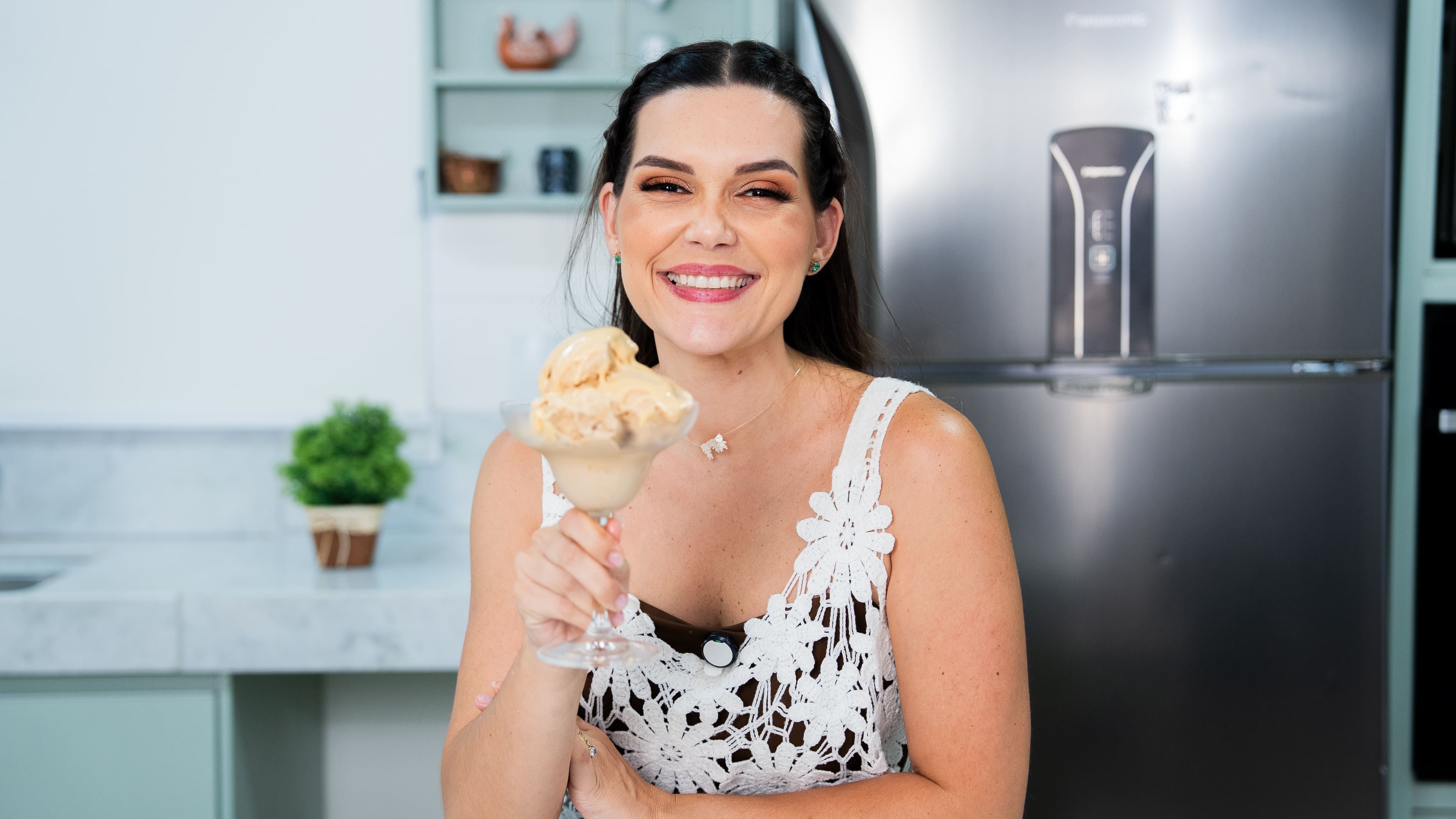 Sorvete fitness de doce de leite com apenas dois ingredientes; confira a receita