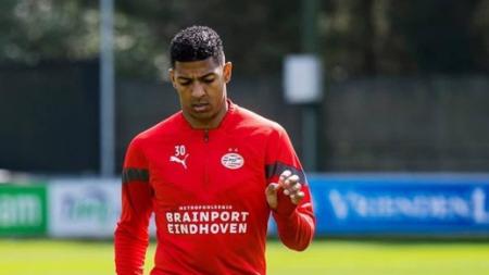 Clássico entre Ajax e PSV é destaque no Campeonato Holandês neste domingo (23)