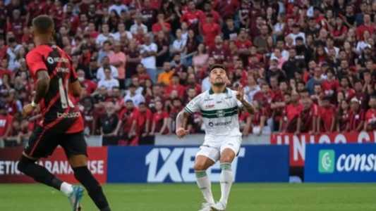 Clássico teve confusão generalizada e vários expulsos