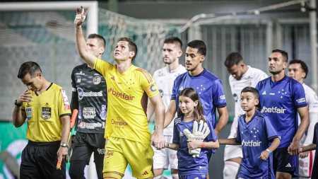 Classificação do Cruzeiro às oitavas de final garantiu ao clube R$ 3,3 milhões