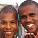 Restos mortais de Claudinho, da dupla com Buchecha, ‘desaparecem’ de túmulo no Rio de Janeiro