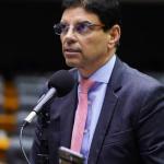 Relator do arcabouço fiscal é aliado de Lira e fez campanha para Bolsonaro