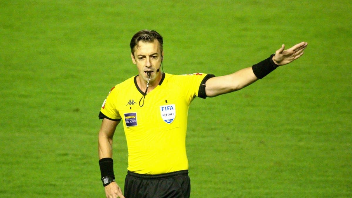 Vitória x Bahia: CBF define árbitro de clássico pelo Brasileiro