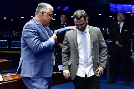 Os senadores Eduardo Girão e Cleitinho Azevedo
