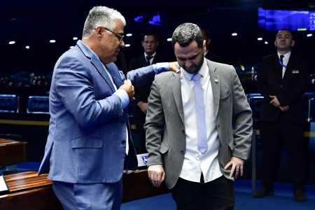 Os senadores Eduardo Girão e Cleitinho Azevedo
