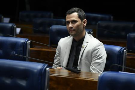 Os senadores Eduardo Girão e Cleitinho Azevedo