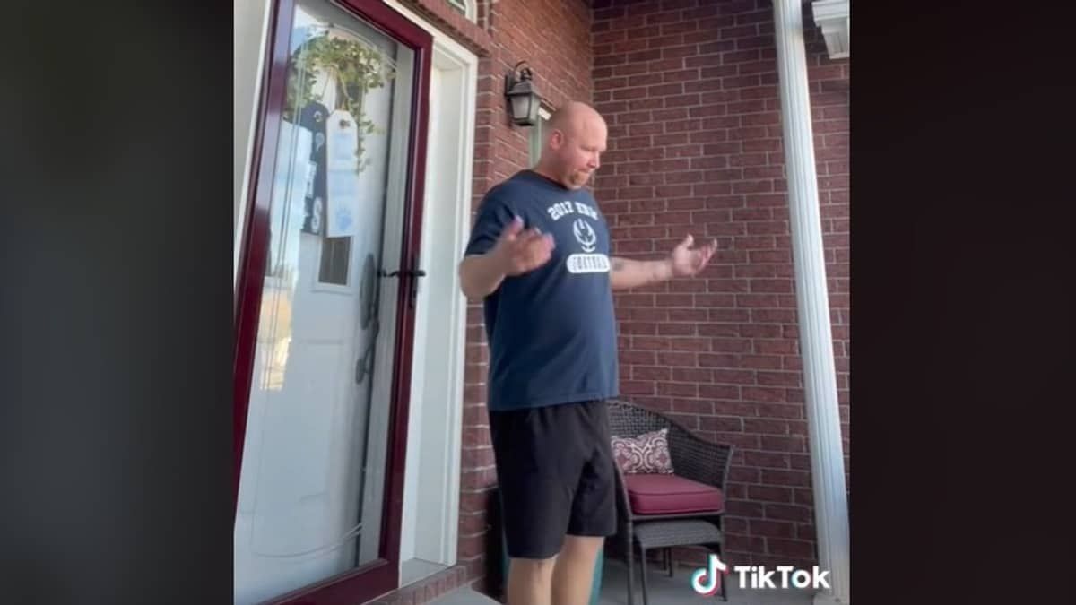 Vídeo inusitado de cliente da Amazon faz sucesso no TikTok