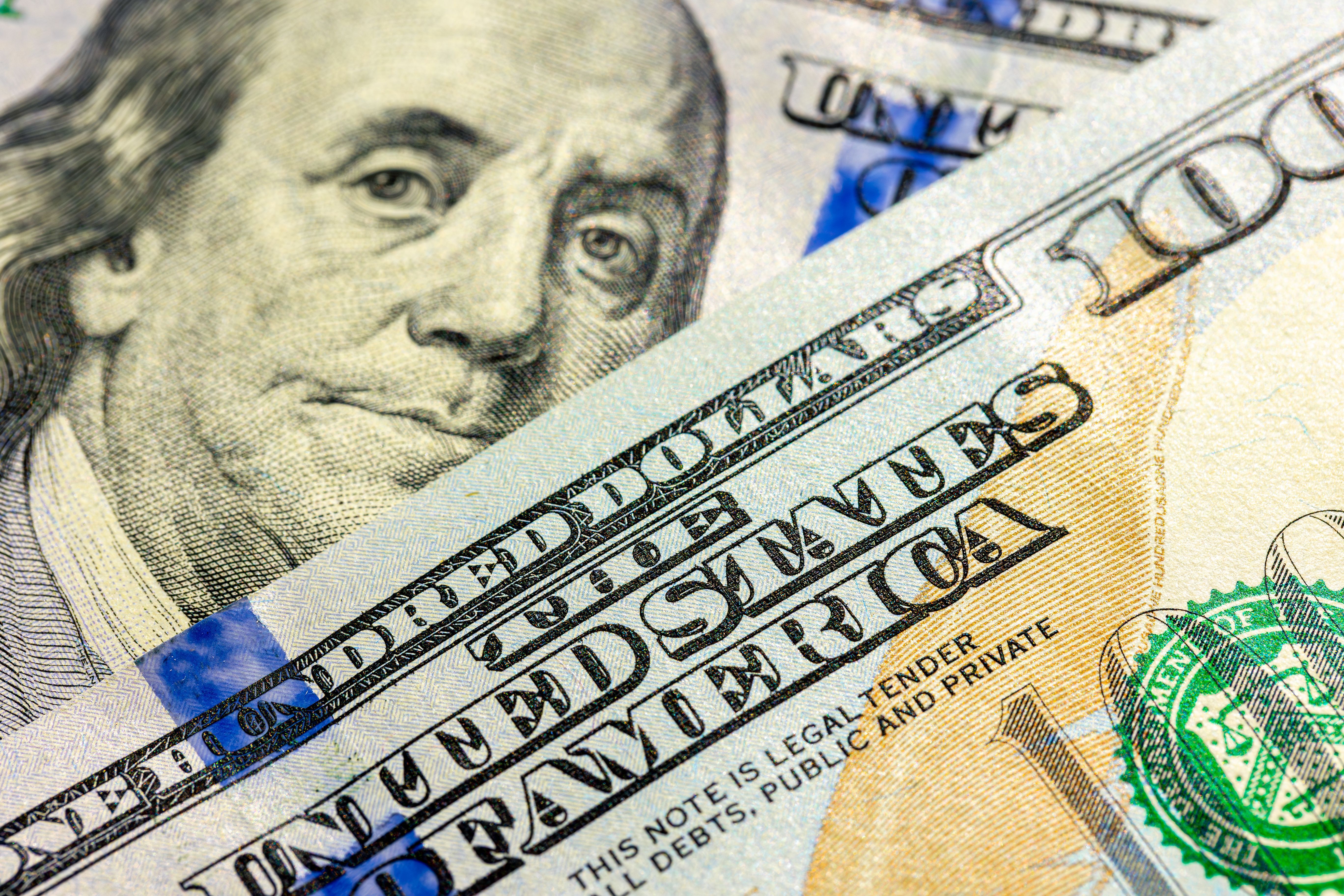 Dólar dispara após bate-boca de Trump e Zelensky e nomeação de Gleisi