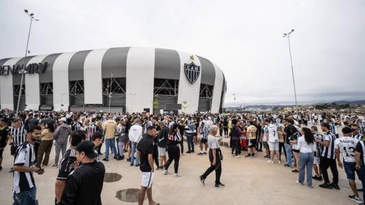 Clube deve receber 40 mil pessoas no confronto contra o líder do Brasileirão