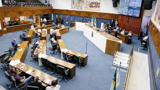 CMBH aprovou nesta segunda-feira (26) requerimentos para acelerar votação de três projetos