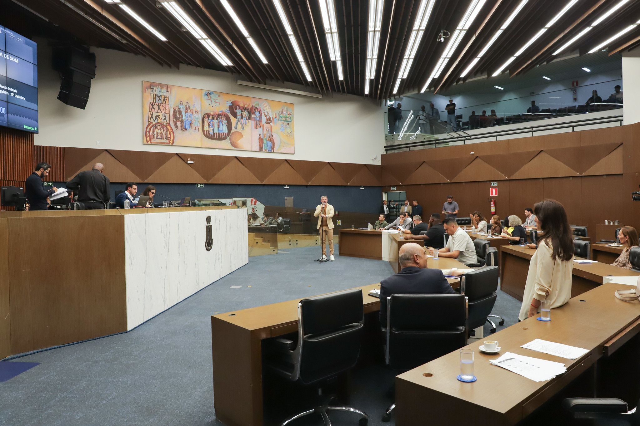 Retorno da Câmara de BH tem embate sobre intolerância religiosa e votação de veto
