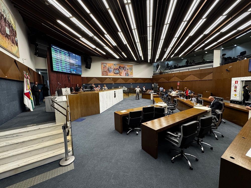 Punição para pichadores: Câmara de BH vota projeto que aumenta multa para até R$ 10 mil