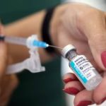 Falsificadores de cartões de vacina podem ser punidos com multa em BH; entenda