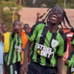 América faz ação com Hypers Kids Africa, grupo de dança de Uganda