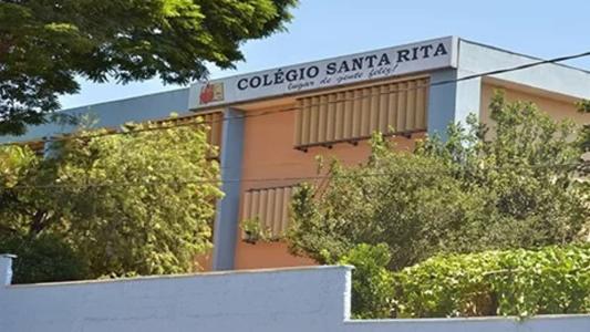 Colégio foi condenado a pagar R$10 mil de indenização após impedir que menina se inscrevesse em campeonato de futebol
