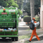 Serviço de coleta de lixo domiciliar vai funcionar normalmente em BH, durante o Carnaval
