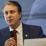 Metade dos alunos que concluiu o ensino médio em 2023 não realizou o Enem; governo quer saber o porquê