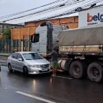 Chuva provoca acidentes e trânsito em BH e região na manhã desta segunda
