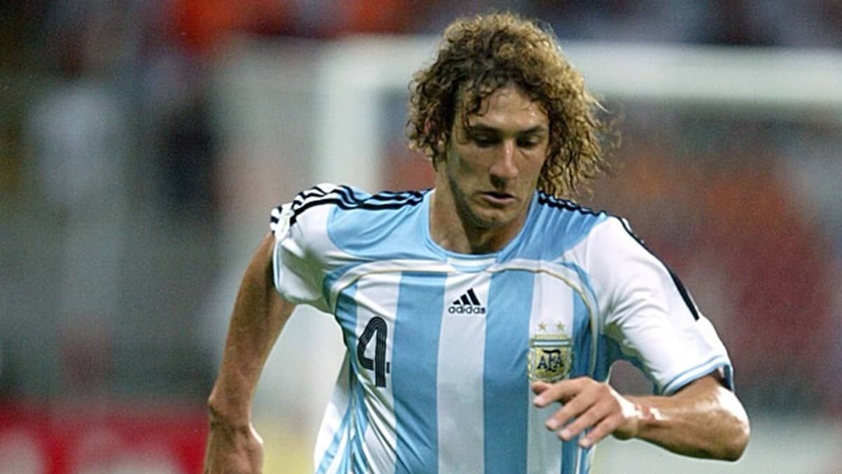 Jogador que defendeu Seleção Argentina elege ex-Cruzeiro como o melhor que enfrentou