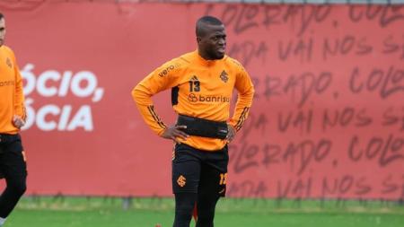 Colorados aguardam estreia de Enner Valência no Beira-Rio