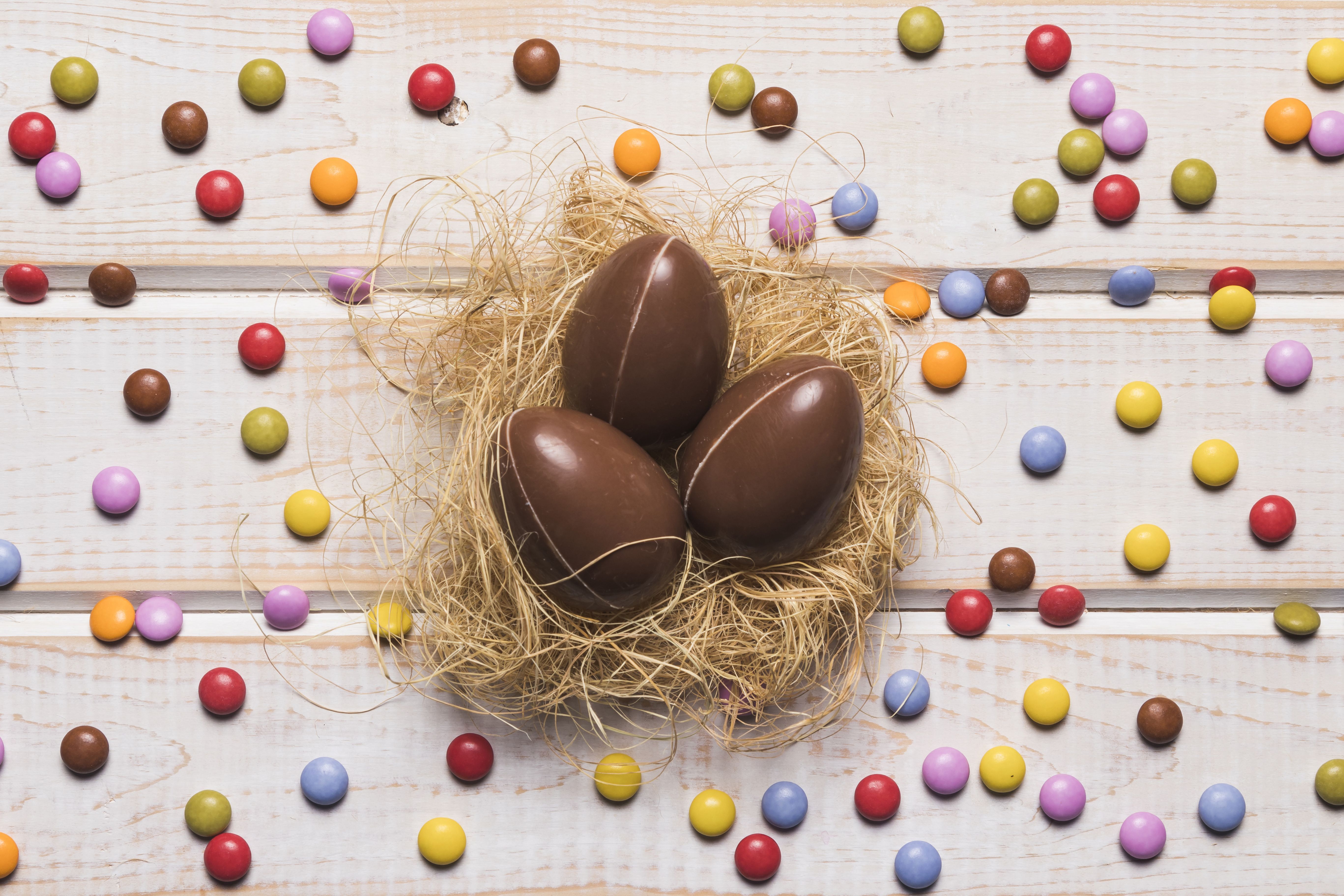Páscoa 2026: alta do cacau encarece ovos e impulsiona produtos ‘sabor chocolate’ em BH