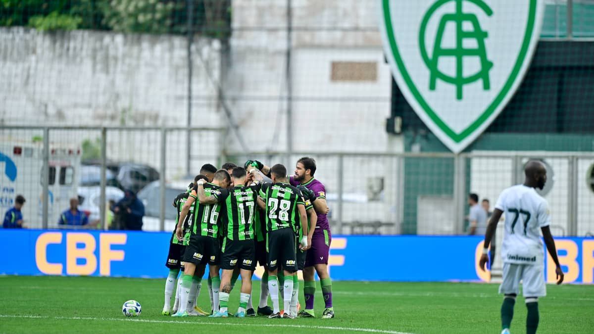 América precisa fazer campanha de G6 para evitar rebaixamento no Brasileirão