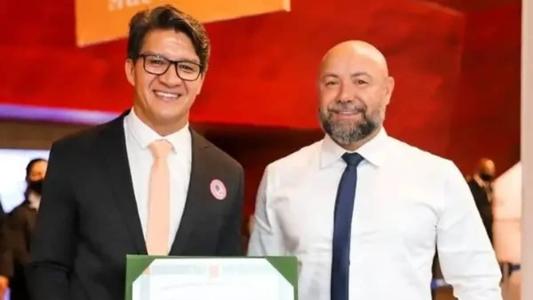 Atualmente, já existe em curso no TRE-MG uma investigação, com ação já ajuizada, que pede a cassação de mandato de Vitório Júnior e a inelegibilidade dele e do prefeito Junynho Martins.