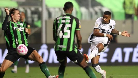 Com dois golaços, Júnior Santos garantiu a vitória do Botafogo sobre o América