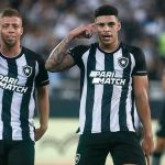 Botafogo vence, dispara na liderança e afunda América no Brasileiro