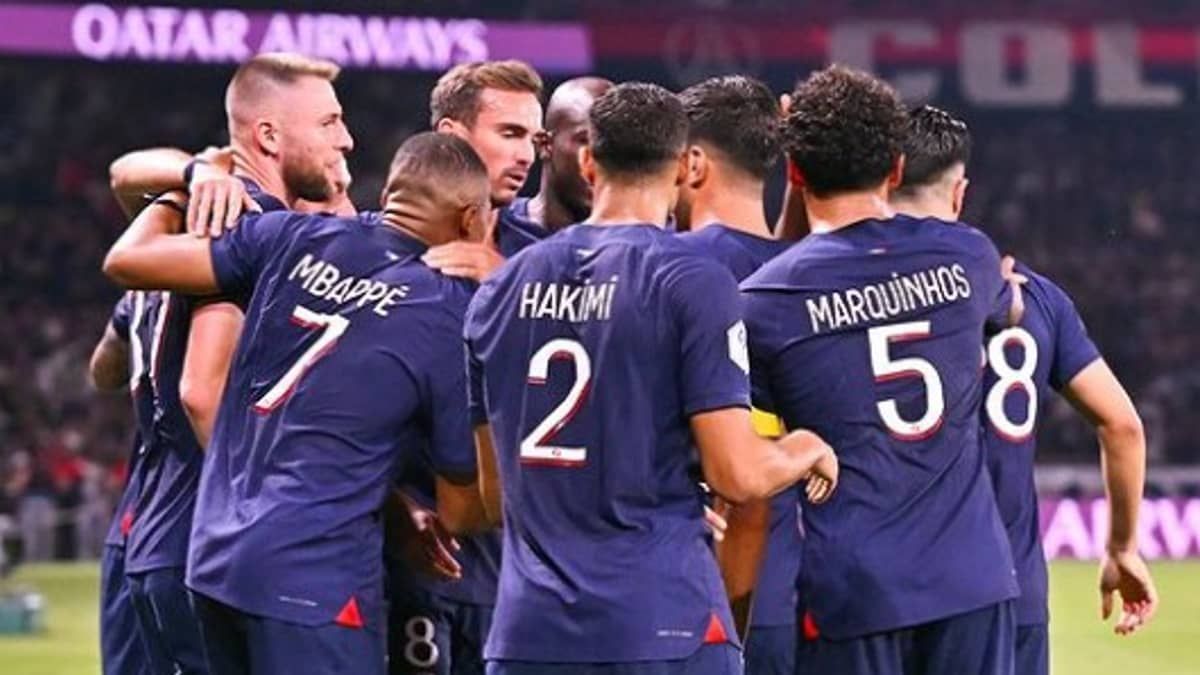 PSG vence a primeira no Francês com gols de Asensio e Mbappé