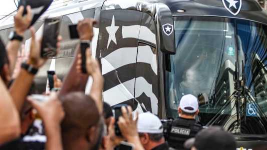 Com ingressos esgotados, clássico entre Botafogo e Flamengo terá policiamento reforçado