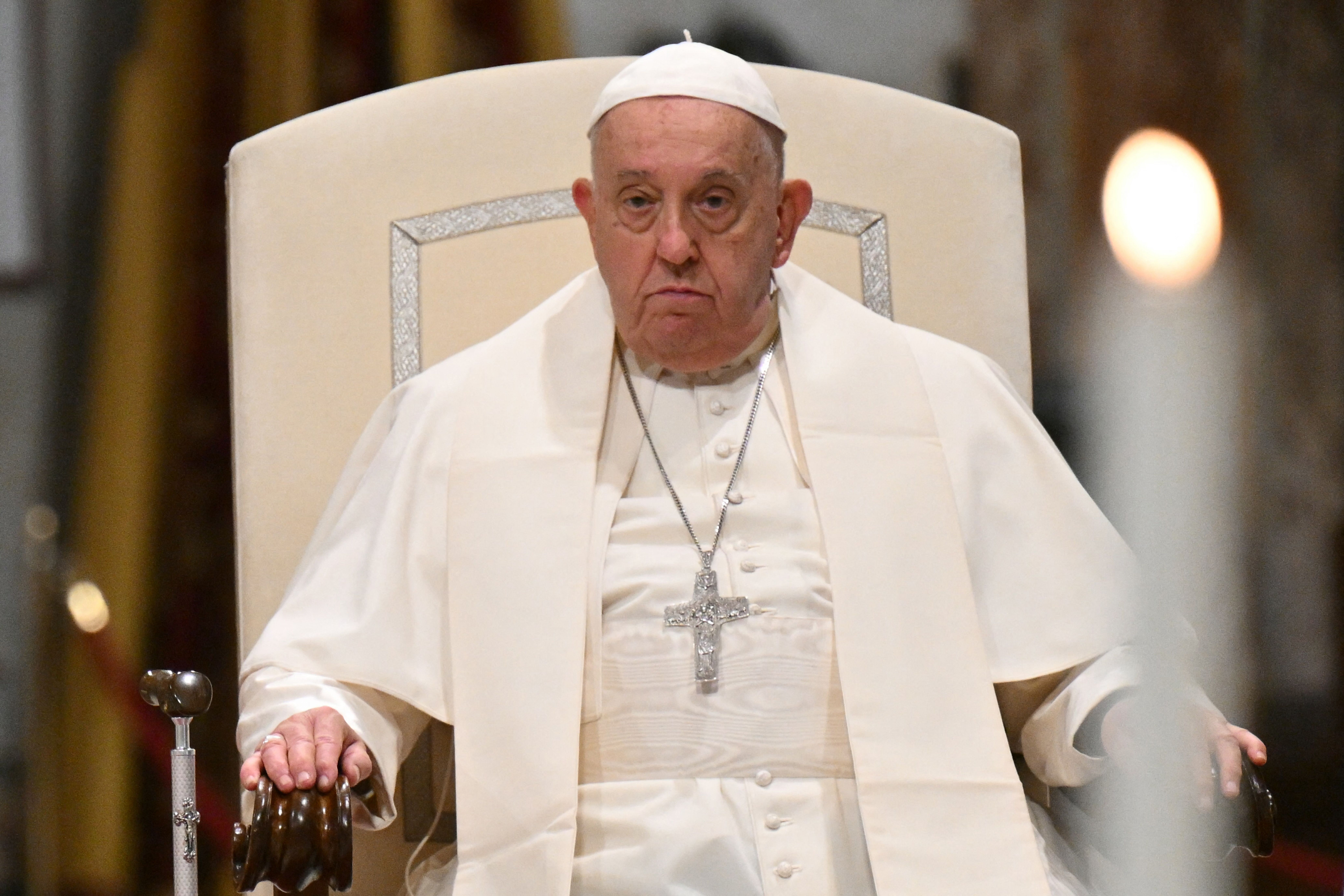 'Melhora e bom humor': Papa Francisco tem estado de saúde atualizado nesta terça (1°)