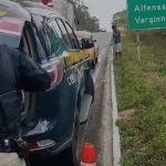 Homem é preso por estupro após fugir da polícia por 20 anos