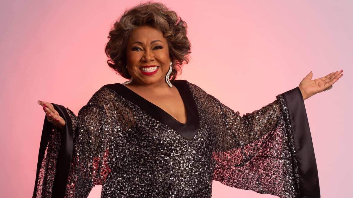 Com 75 anos de vida e 50 de carreira, Alcione é sinônimo de sucesso na MPB 