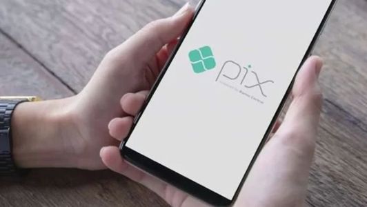 Com popularização do Pix, criminosos buscam vítimas por meio do sistema