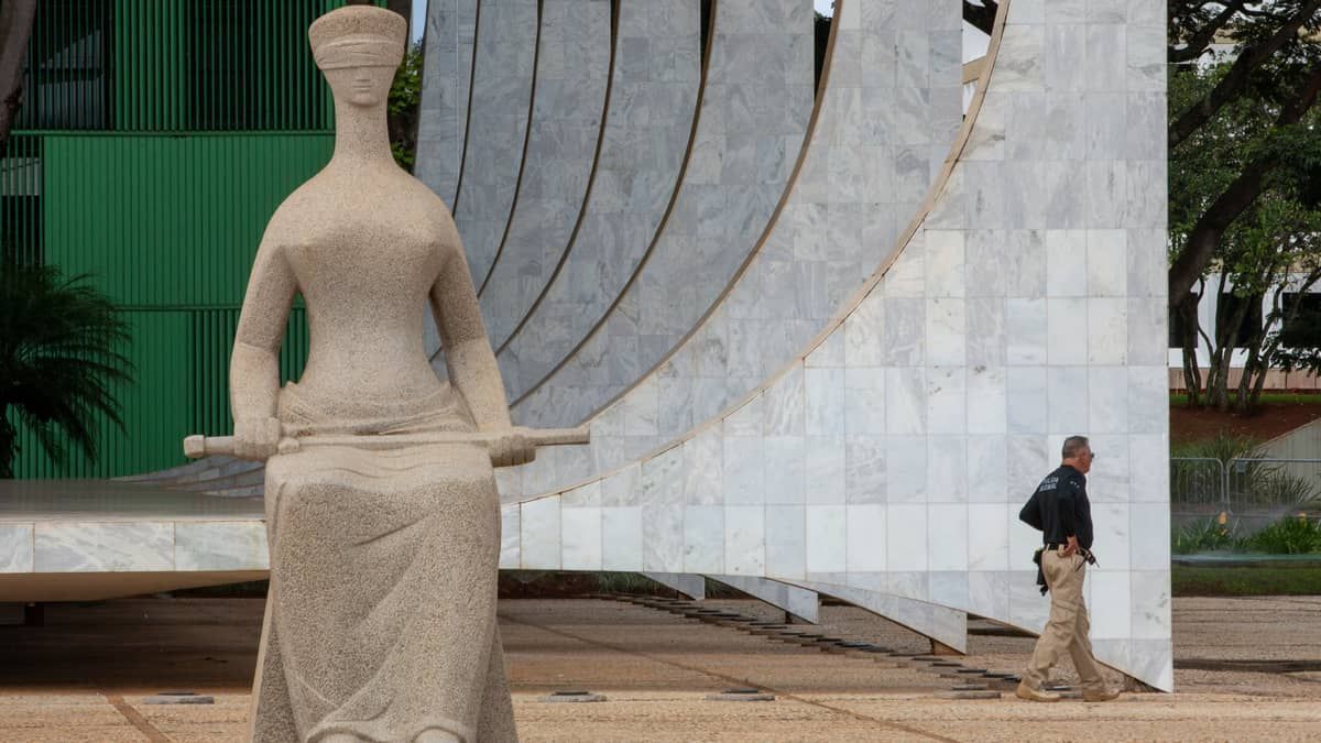 Fake News, Lei das Estatais e sobras partidárias: STF pressiona Congresso a decidir temas polêmicos