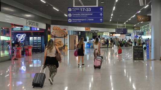 Com três feriados prolongados, são esperados mais de 850 mil passageiros em abril
