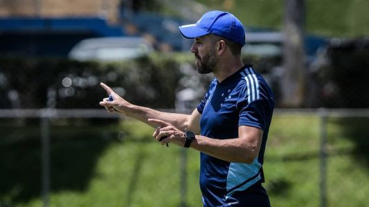 Comandados de Paulo Pezzolano enfrentam o Pouso Alegre nesta terça (7)