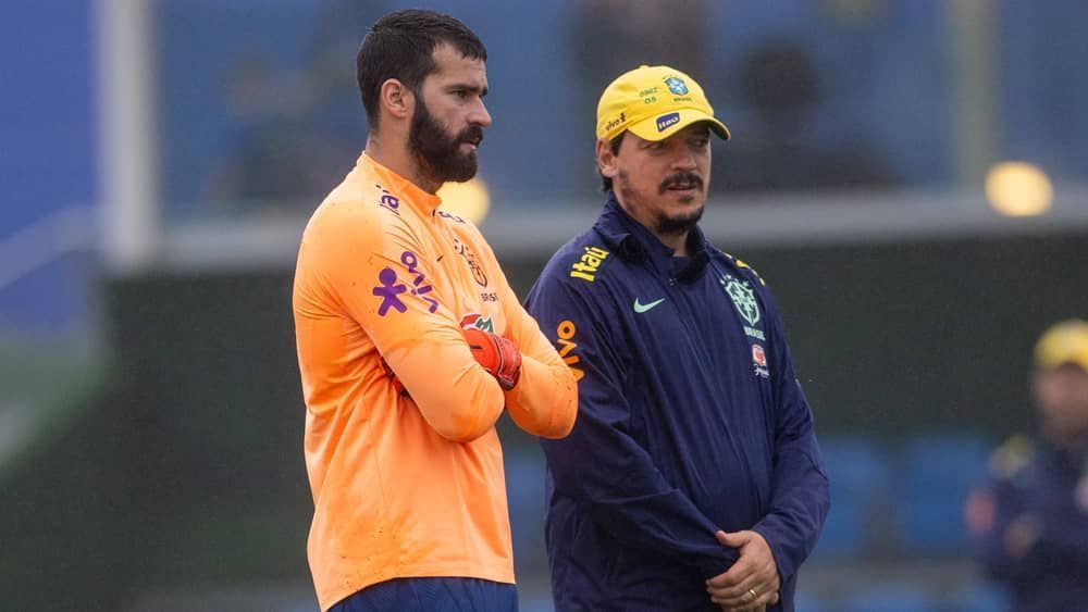 Comentarista diz que ano da Seleção Brasileira é uma 'vergonha': 'Culpa da CBF'
