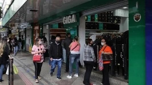 Comércio de BH não tem restrição de funcionamento, mas lojas podem reduzir expedientes