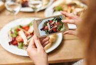 Pare de gastar dinheiro comendo fora de casa: 5 dicas fáceis de como cozinhar barato e sem perder tempo