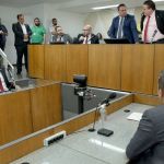 Projeto que aumenta ICMS é aprovado em comissão com duas mudanças