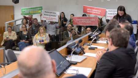 Comissão aprovou texto, sem modificações, e aumento do ICMS poderá ir a plenário