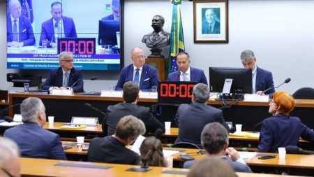 Comissão da Câmara aprova Tratado de Extradição entre Brasil e Argentina .