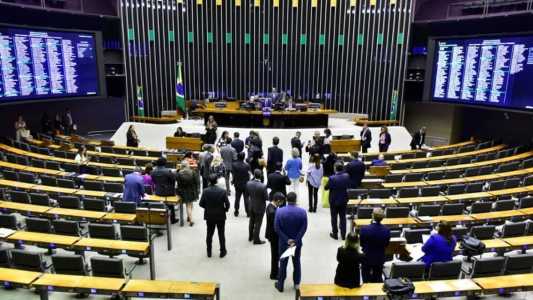 Comissão da Câmara rejeita projeto que declara Princesa Isabel patrona da Abolição da Escravatura.