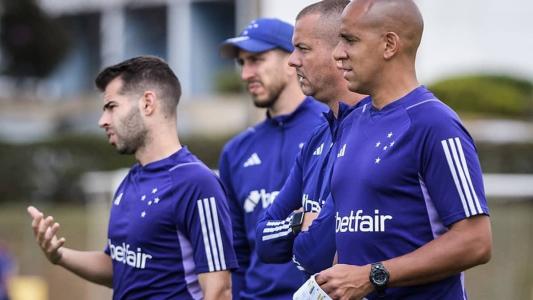 Comissão técnica do Cruzeiro terá que 'acelerar' no Brasileiro para ir à Libertadores