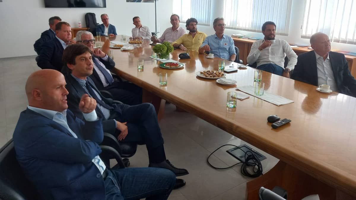 Zema se reúne com donos de empresa italiana para discutir projeto do Rodoanel Metropolitano de BH
