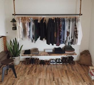 Como montar um guarda-roupa cápsula com estilo
