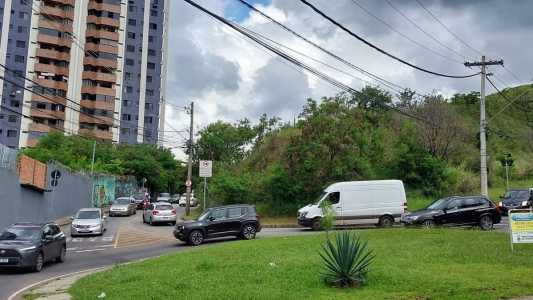 Companhia de Saneamento de Minas Gerais (Copasa) enviou uma equipe operacional ao local