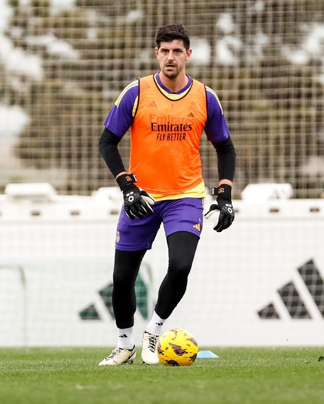 Goleiro do Real Madrid opera joelho e pode ser desfalque para a Eurocopa